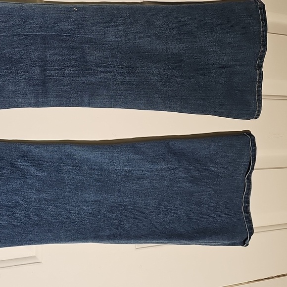 Refuge Blue Flare/bell Jeans. Size 8. Brass Buttons. High Rise. Nice - Picture 7 of 8